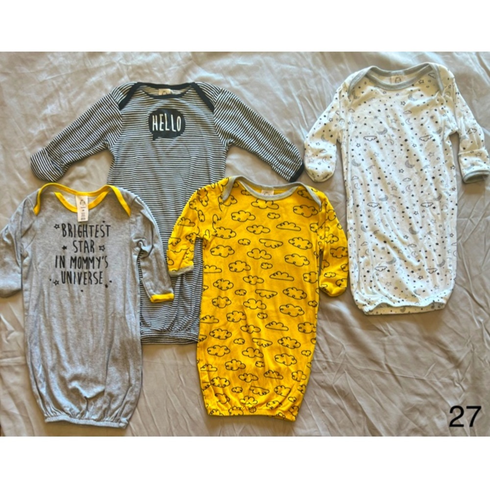 Gerber Baby Sleeper Gowns W/ Mitten Cuffs- 4 Pack (0-6months)